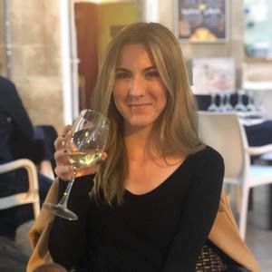 Meet your Posher, Becca